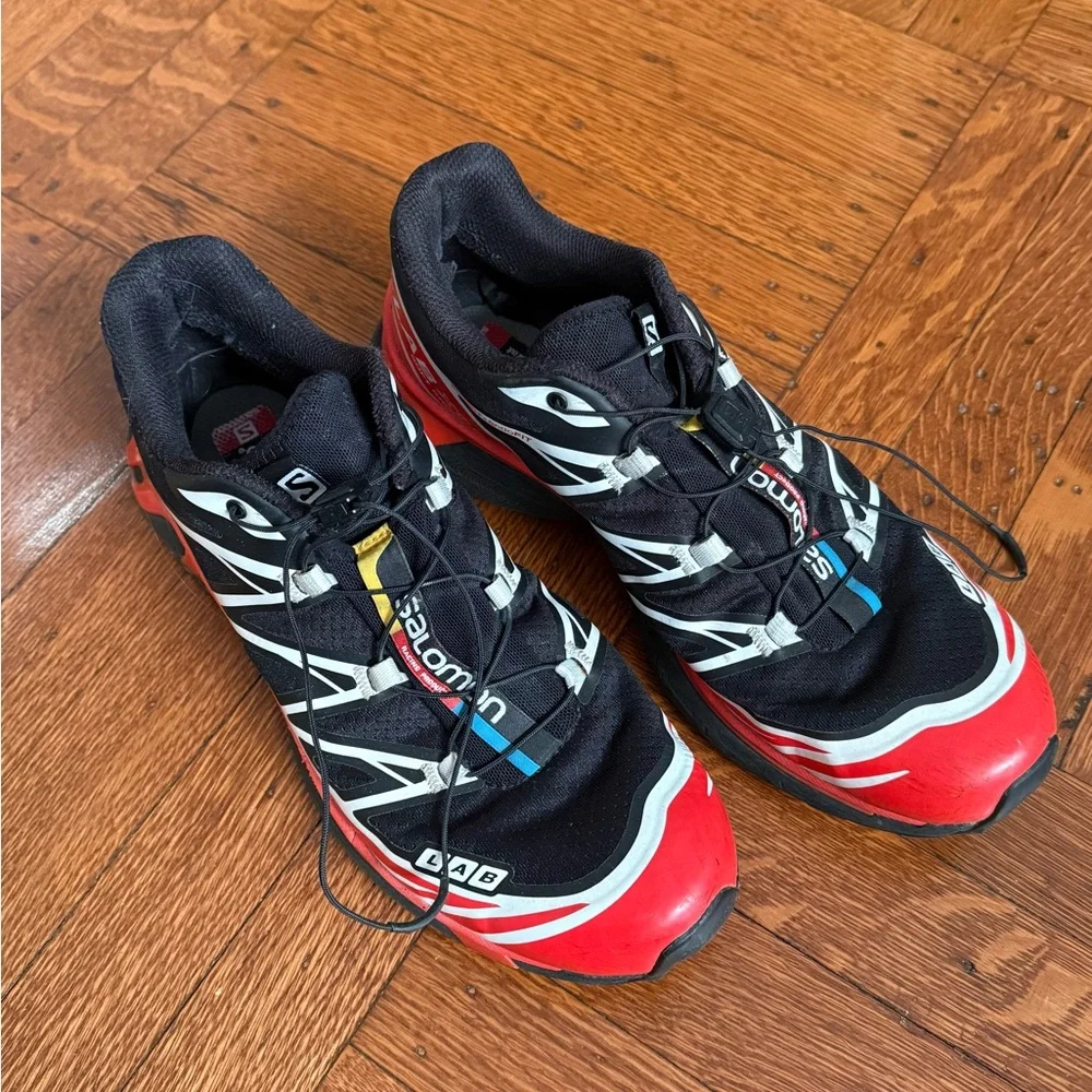 Salomon Black Red Trail Sneakers with White Accents - Picture 6 of 6